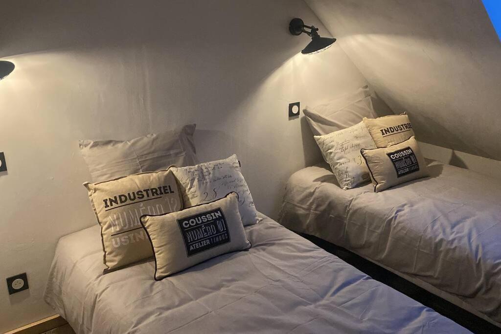 Als As De Coeur La Maison Aux Mille Et Un Coeurs Neuve-Eglise ภายนอก รูปภาพ