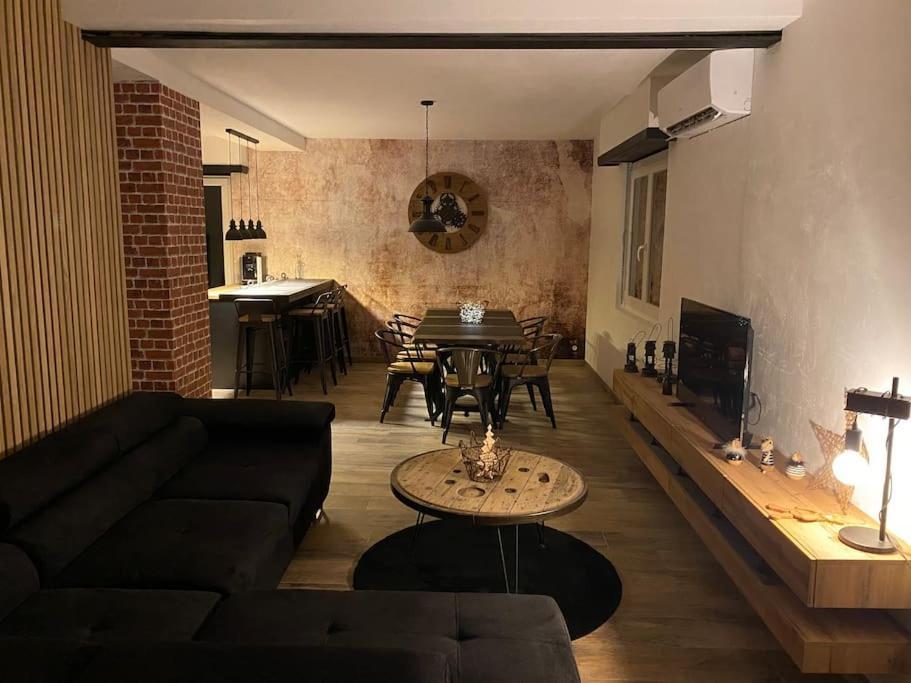 Als As De Coeur La Maison Aux Mille Et Un Coeurs Neuve-Eglise ภายนอก รูปภาพ